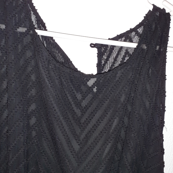 Clothes - Picture 5 of 5